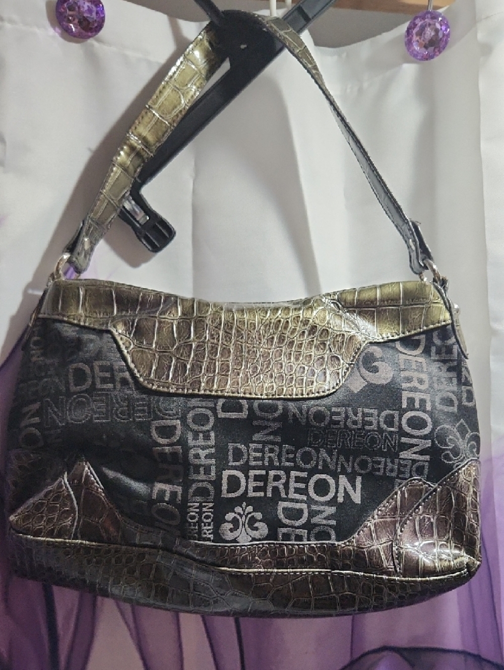 Dereon Metallic Black Logo Shoulder Bag - Picture 2 of 6